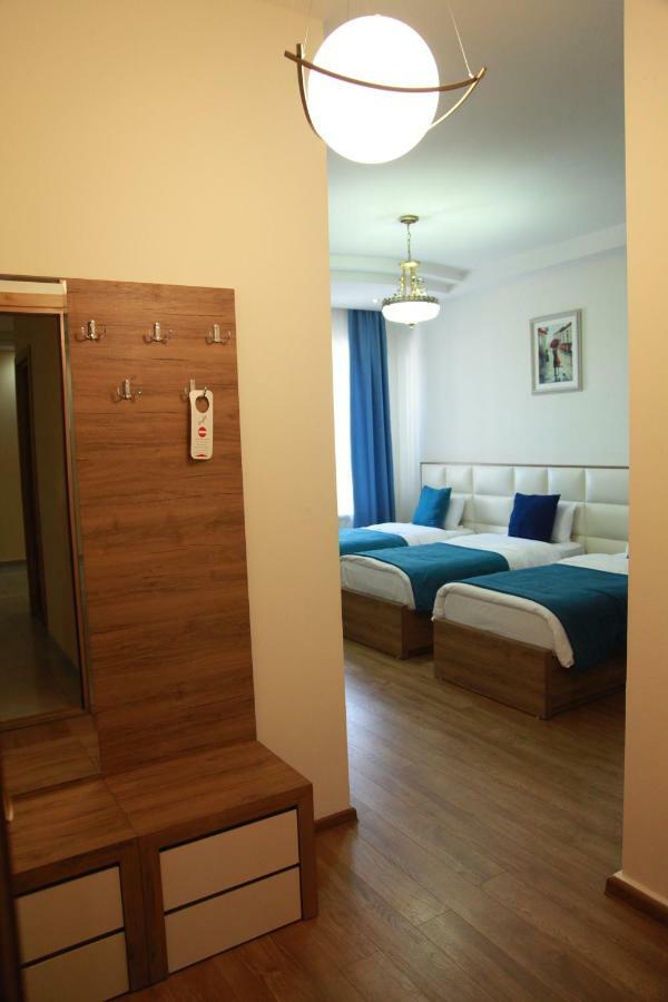 Hotel Rio Tiflis Exterior foto